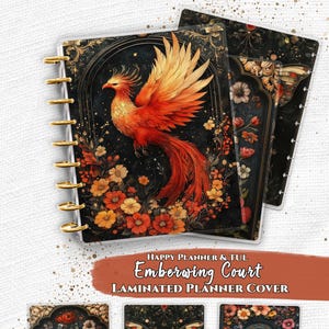 Peut inclure: Un ensemble de couvertures de planificateur laminées pour les systèmes Happy Planner et TUL, avec le design Emberwing Court. Les couvertures présentent un phénix orange et rouge vif, des motifs floraux, un papillon et des arches ornées.