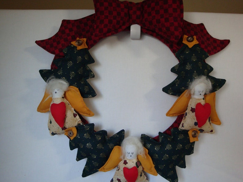 Angel Wreath 14 Inch Christmas Wreath Folk Art Holiday Etsy