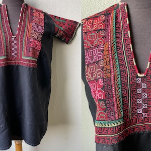 Exquisite Antique CrossStitch Hand Embroidered Hmong Hill Tribe Ethnic Blouse Top