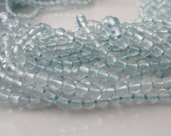 Tours de quartz bleu aqua, 3mm tours, perles bleu clair, perles de quartz, pierres bleues, Aqua bleu perles, perles lisses, perles rondes, brin complet