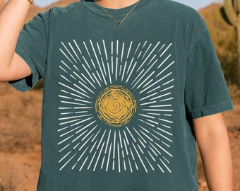 Comfort Colors Sunburst Shirt, Retro Summer Tee, Boho Sunshine T-Shirt, Vintage Style Sunburst Sun Tee, Sunny Beach Vibes Graphic Tshirt