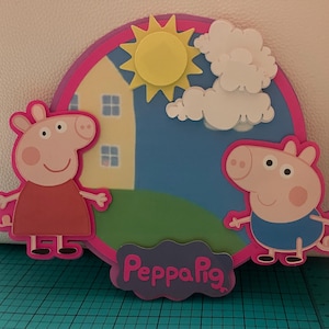 Peppa Pig cake topper