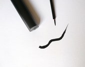 Strange Zero - High Intensity Liquid Eyeliner (Vegan)