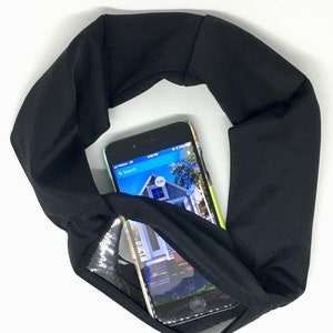Smartphone Tummietote-2 Band with oversized vinyl window, Iphone, Medtronic, Tslimx2, Omnipod, Type 1 Diabetes, running, diabetic, black