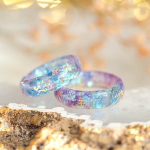 Blue and purple iridescent resin ring, thumb rings for women, fairy ring fairycore, cute unique ring, promise ring for her, Resin Jewelry
