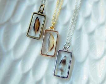 Featured image of post Unique Resin Jewelry Ideas - This technique does require multiple resin pours, but the results are unique and beautiful.