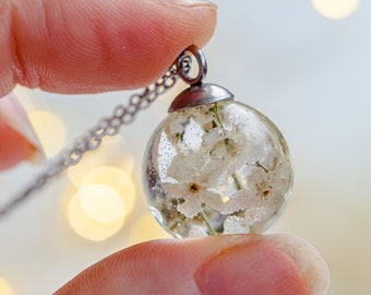 White Forget-Me-Not Dried Flower Globe Necklace, Resin Orb Pendant Gold Silver Chain, Fairycore Botanical