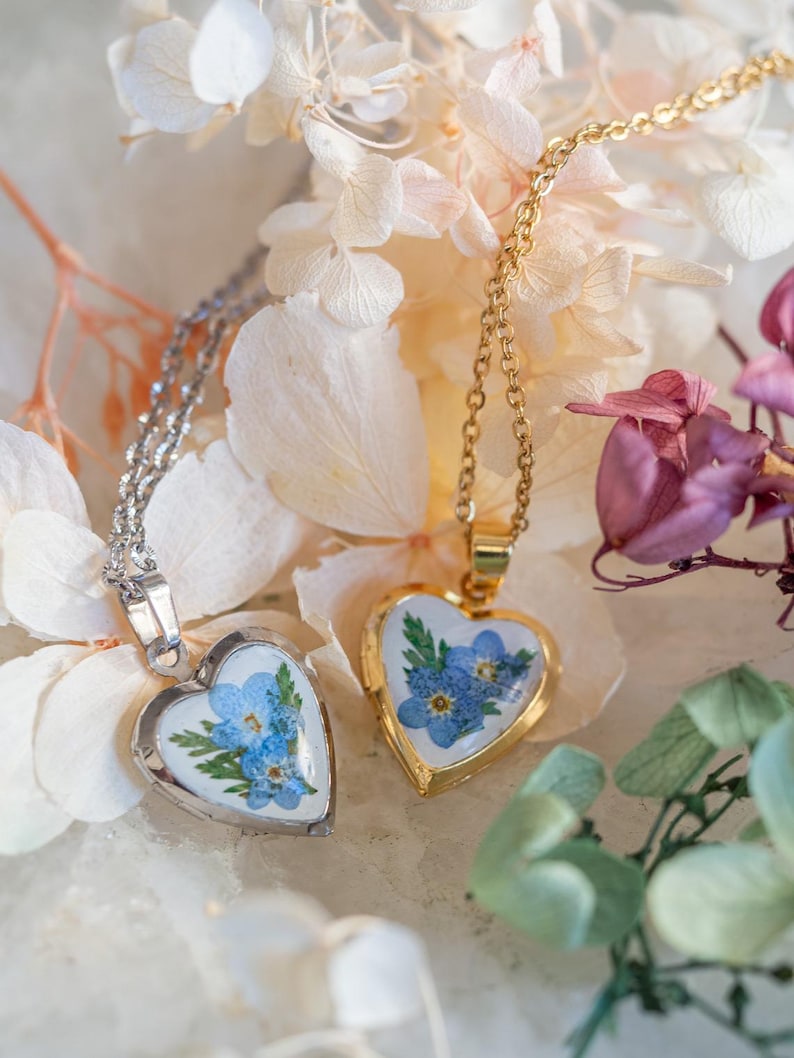 22mm heart necklace with real botanical flowers on tarnish resistant stainless steel chain