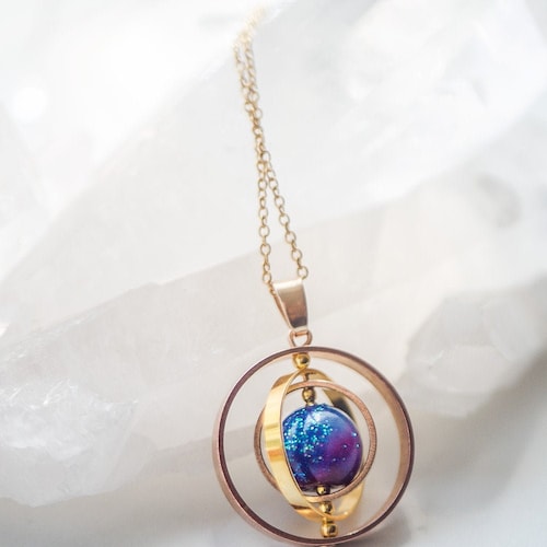 Space necklace, galaxy necklace, planet necklace, spinner saturn necklace, Celestial jewelry,Astronomy science jewelry,solar system necklace