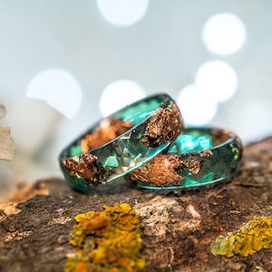 Green resin ring with rose gold flakes, thumb ring for men, unique jewelry for women, Resin Jewelry, mens ring, cute promise ring for her image 6