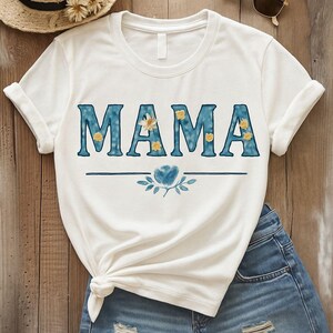Camiseta floral "Mamá Blu", regalo para el Día de la Madre, top informal suave, camiseta familiar a juego, camiseta de cumpleaños, ropa cómoda para el día a día.
