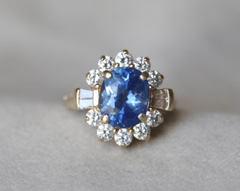 Natural 3.5ct Blue Sapphire Diamond Halo 14k Yellow Gold Ring, size 4.25