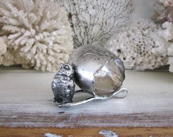 Antique Victorian silver plate napkin ring, baby chick and egg, Derby Silver Co, "Best Wishes", monogrammed, Shabby Chic wedding gift