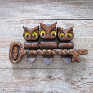Vintage Mid Century Witco Owl Key Hook, Trio of big eyed owls, Kitchy Owl decor, funky 70's kitchen decor