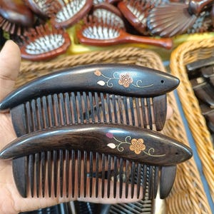 Handmade Natural Blackwood Massage Comb – Wooden Hair Comb for Scalp Care & Anti-Static Hair Styling