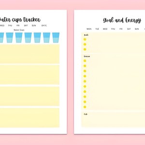 Puede incluir: Planificador de dos p&aacute;ginas con fondo rosa. La p&aacute;gina izquierda es un rastreador de tazas de agua con ilustraciones de tazas azules y secciones para rastrear la ingesta de agua. La p&aacute;gina derecha es un rastreador de metas y energ&iacute;a con puntos amarillos.