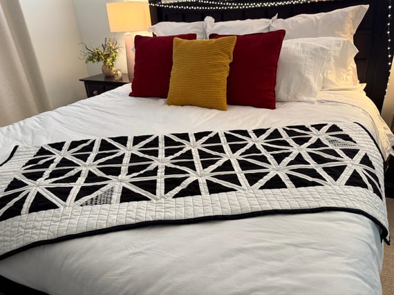 Modern Black and White Quilt- Baby, Crib or Lap