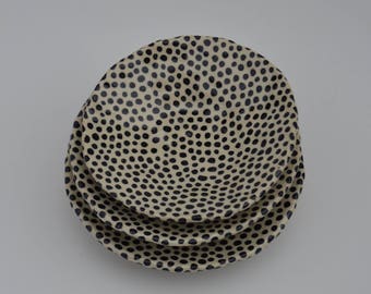 Black and White Spotted Ring Dish