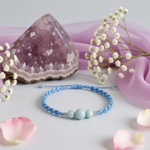 Pulsera de aguamarina para amigas, ajustable, de macramé, con propiedades curativas. Caja de regalo.