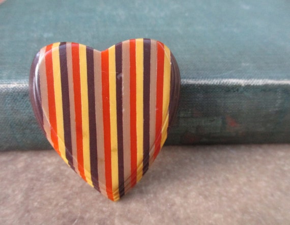 Vintage 1940s Striped Plastic Heart Shaped Dress C