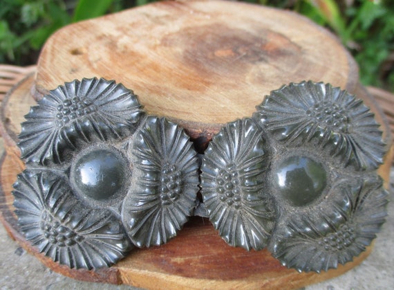 Vintage 1930s Celluloid Plastic Floral Belt Buckle