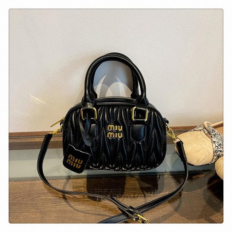 バッグ 90s MIU MIU LEATHER SHOULDER HAND BAG 90s Miu Miu Bag - Etsy Canada