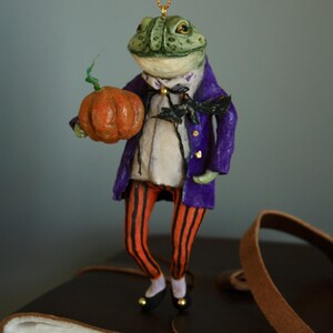 Mr.Frog Halloween Ornament, Spun Cotton Frog Decoration, Handmade Spooky Toad Art Doll, Vintage Halloween Tree Ornament, Christmas Frog Gift