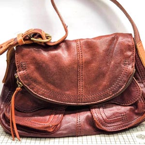 Vintage Lucky Brand Hobo Leather Handbag Boho Style with pockets