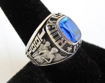 hj ult class ring