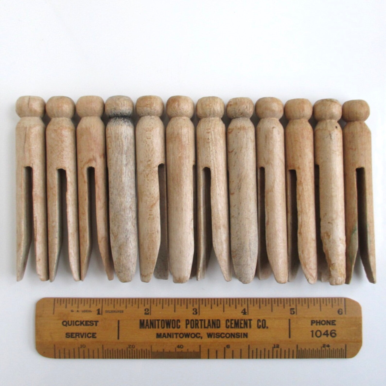 12 Round Wooden Clothes Pins Vintage Weathered 3 3/4 Etsy