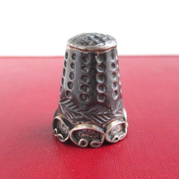 Sterling Silver Thimble w/ Leaf & Raised Design - Vintage Mexico, Dark Unpolished