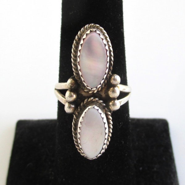 Native American Sterling Silver & Pearl / Abalone Ring - Vintage Southwest, Size 7 (Unpolished)