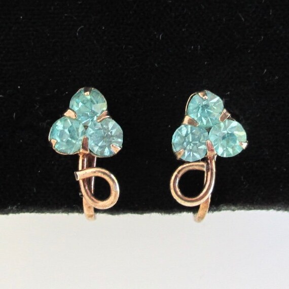 Light blue online stone earrings