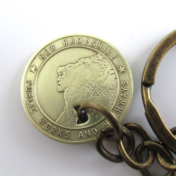 NEW HAMPSHIRE Transit Token Keychain - Repurposed Vintage NH Man in the Mountain Gold Tone Coin Key Chain, Fob