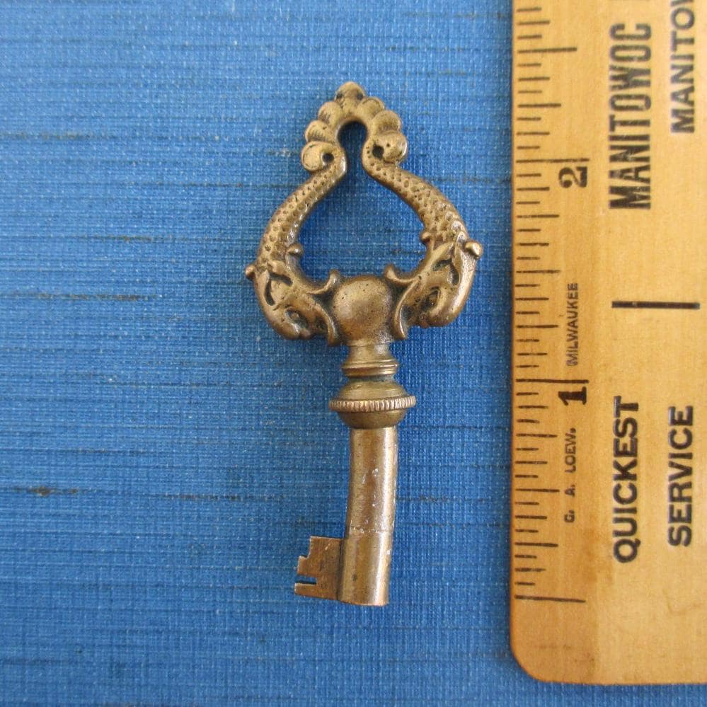 Edison Phonograph Cabinet Key - Double Dolphin Top, Antique