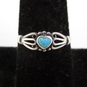 Sterling Silver & Blue Stone Heart Band Ring - Vintage, Size 7.75 - Nice Filigree Design (Unpolished)