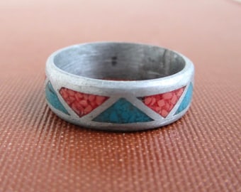 Red & Blue Stone Inlay Band Ring - Vintage Southwest Silver Tone -  Size 8.25