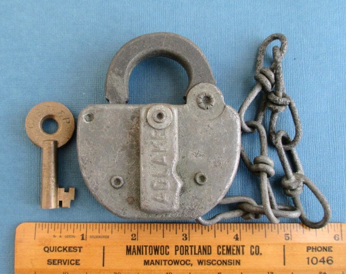 Vintage Heart Shaped Railroad Padlock With Keys - Large 5" Antique Style Decorative Lock