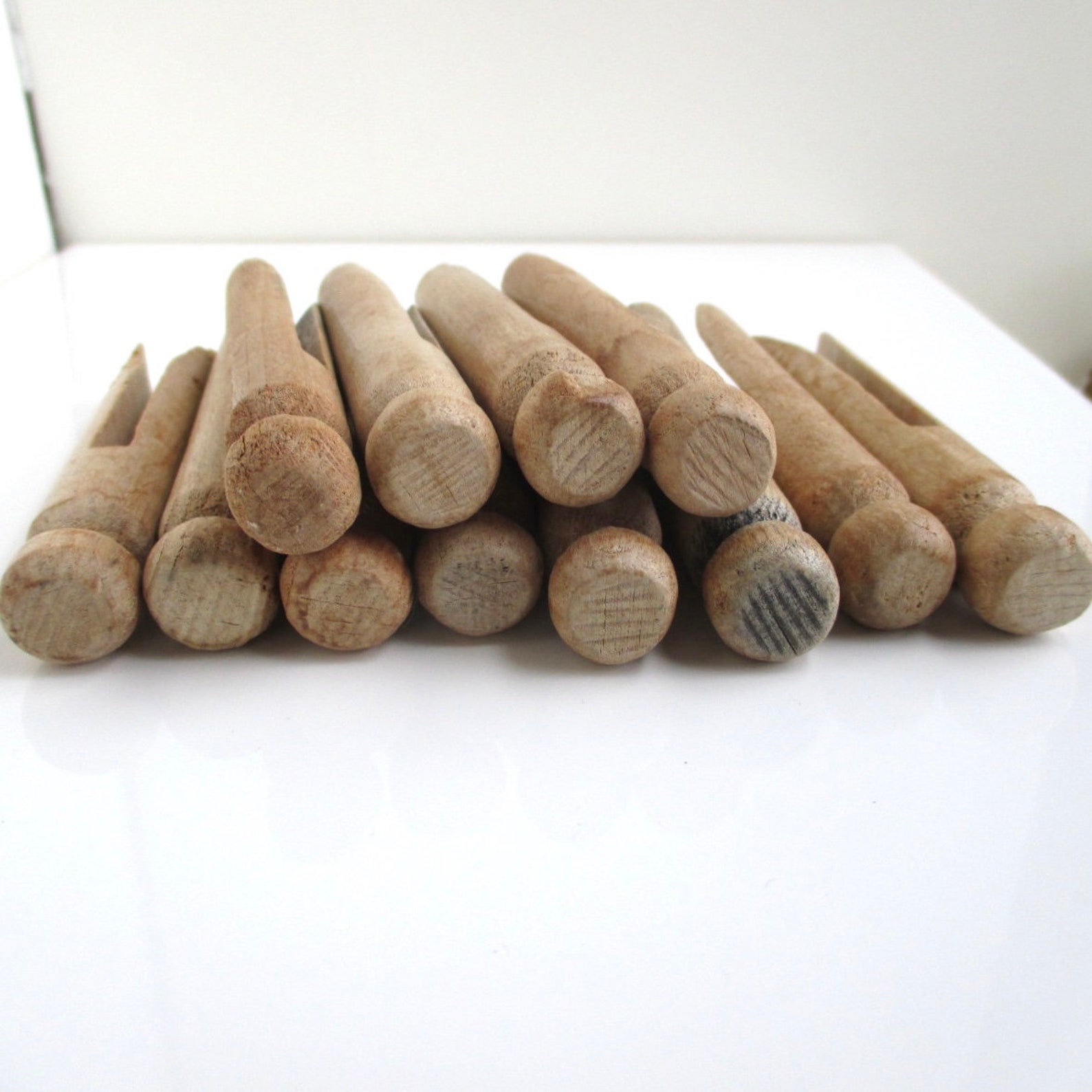 12 Round Wooden Clothes Pins Vintage Weathered 3 3/4 Etsy