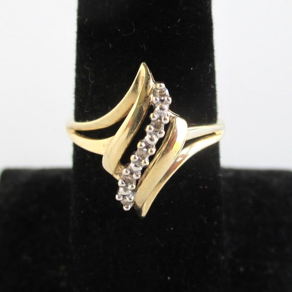 10K Solid Gold Ring w/ Colorless Stones - Vintage Women's, Size 7.25