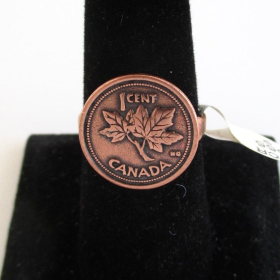 Canada Solid Copper Maple Leaf Ring - Vintage Unu… - image 3