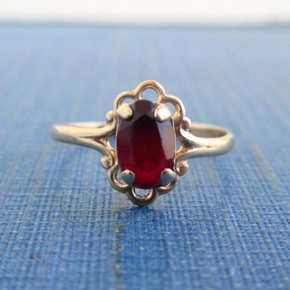Tiny 10K Solid Yellow Gold Ring w/ Red Stone - Vi… - image 2