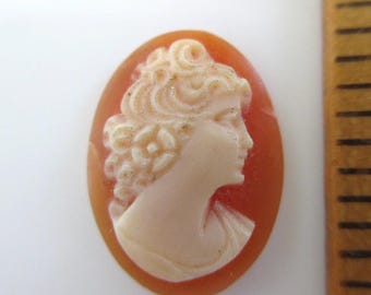 Carved Shell Cameo - Vintage / Antique Loose Hand Carved Cameo - About 16mm X 12mm
