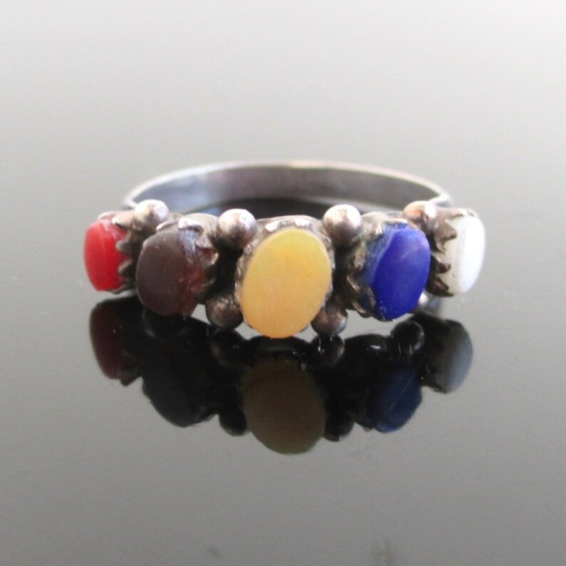 Sterling Silver Band Ring w Colorful Multi Stone Inlay Size 6 12 Vintage Southwest Worn