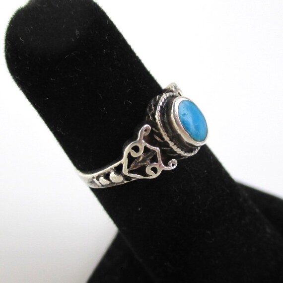 Sterling Silver & Blue Stone Ring - Vintage Women's, Size 5