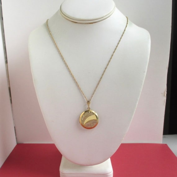 12K Gold Filled Photo Locket Necklace - Vintage, … - image 5