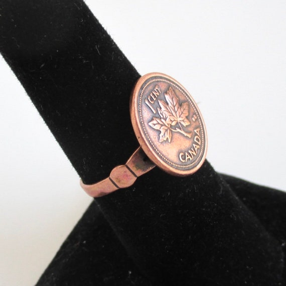Canada Solid Copper Maple Leaf Ring - Vintage Unu… - image 4