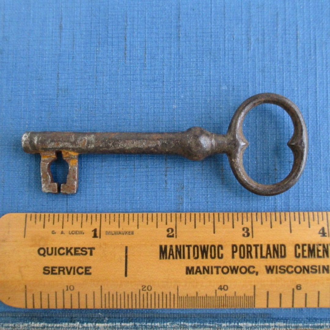 Large Antique Skeleton Key Beautiful Bit Design 3 3/4 Etsy