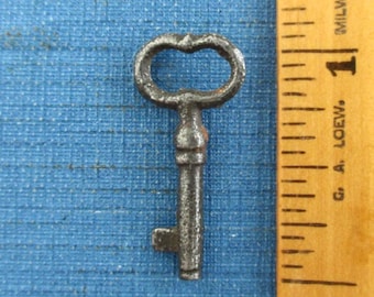 Antique Miniature Skeleton Key - Vintage, Small Charm or Pendant - 1 1/16" Long (Rusty)
