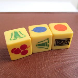 9 Celluloid Mah Jong Tiles - Vintage Ma Jiang / Mahjong